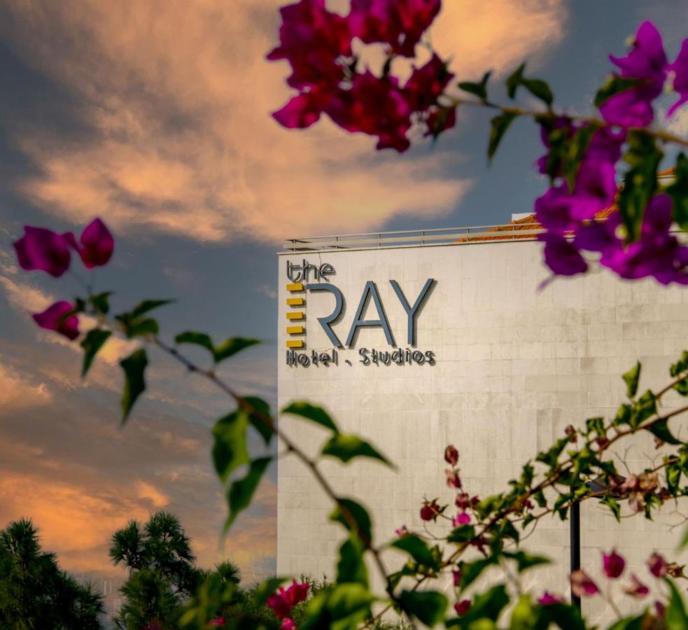 Hotel The Ray And Beirut